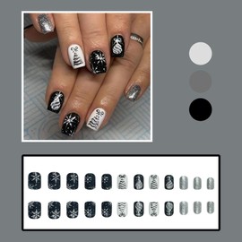 RIICFDD Christmas Press on Nails Short Coffin Fake Nails Black White Acrylic Nails Xmas Tree Glue on Nails Snowflake Stick on Nails Full Cover Glossy False Nails for Women Artificial Nails 24 Pcs