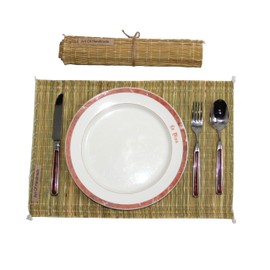 Set of 2 Handwoven Straw Placemats – Natural Juncus Mats, Traditional Moroccan Style, Non-Slip, Washable & Heat-Resistant Dining Table Mats for Home, Kitchen, and Restaurant Use (Natural Beige)