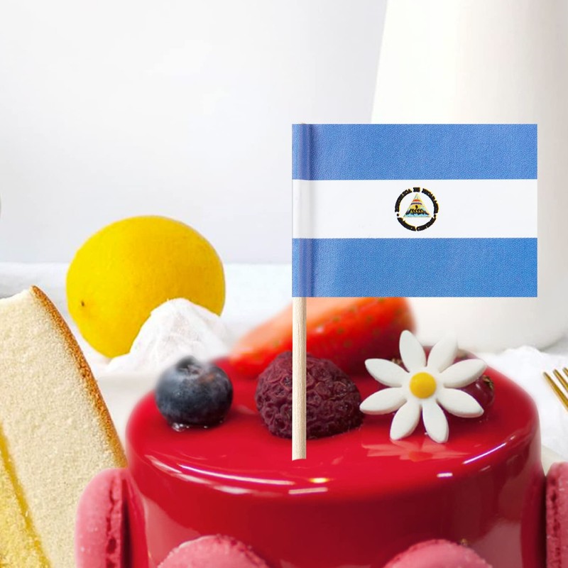 GentleGirl National toothpick flag (Nicaragua)
