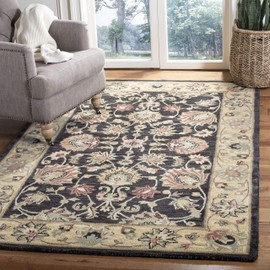 Safavieh Heritage Collection Handcrafted Traditional Oriental Charcoal and Gold Wool Area Rug (4' x 6')