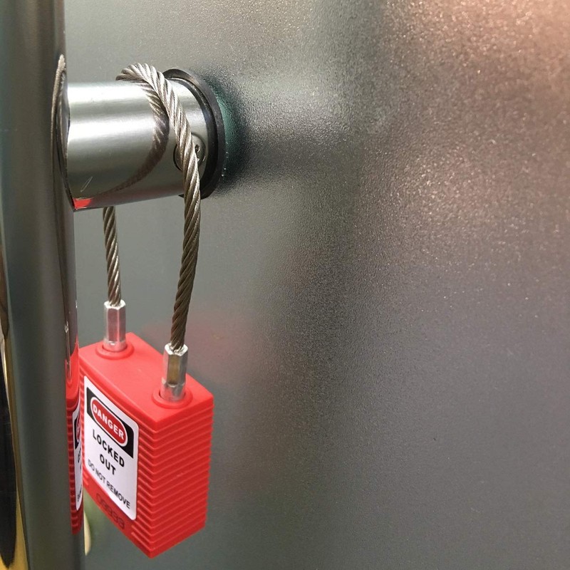Saffron Cable Padlock for Lockout, red