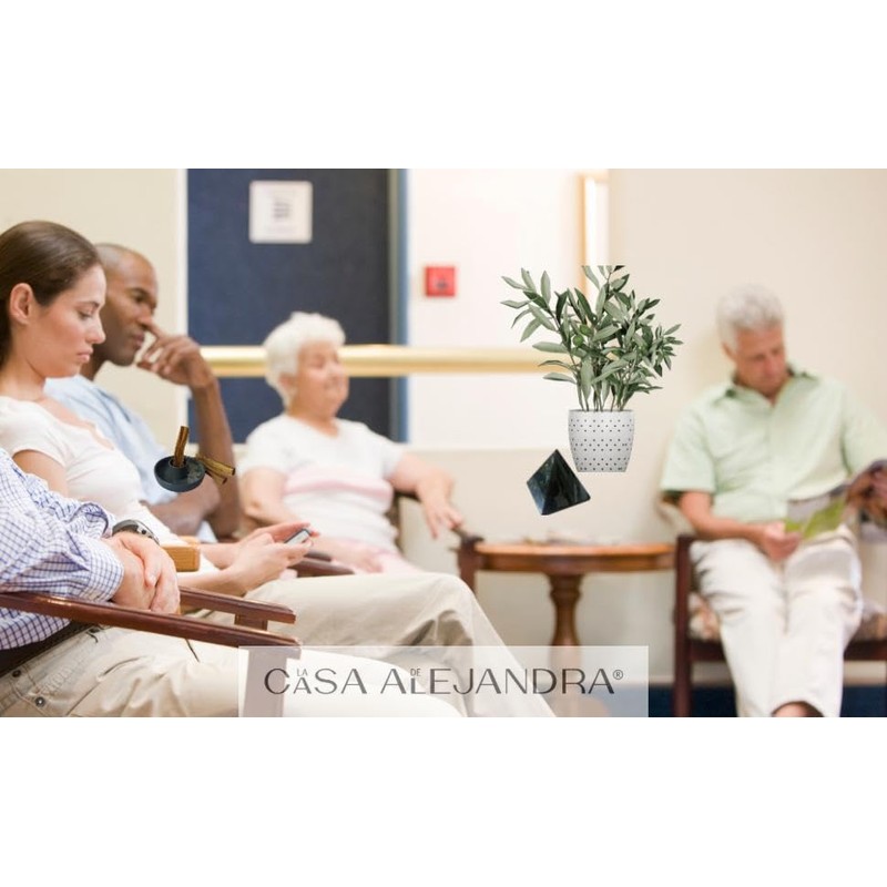 LA CASA DE ALEJANDRA | Pidamide de Obsidiana Negra (Grande)