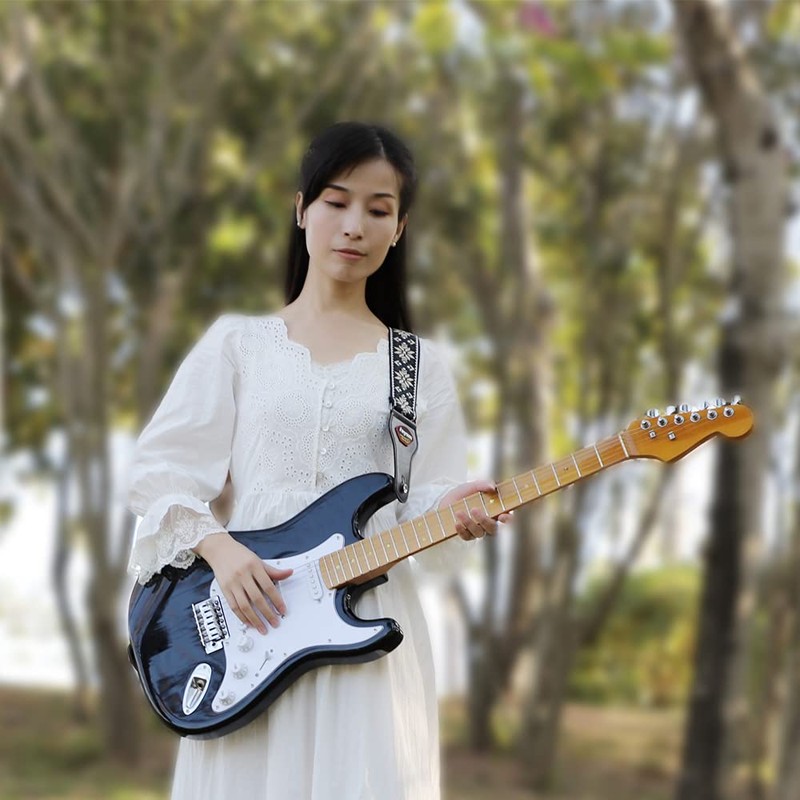 Rayzm Embroidered Guitar Strap, Woven Cotton Strap with Jacquard Pattern