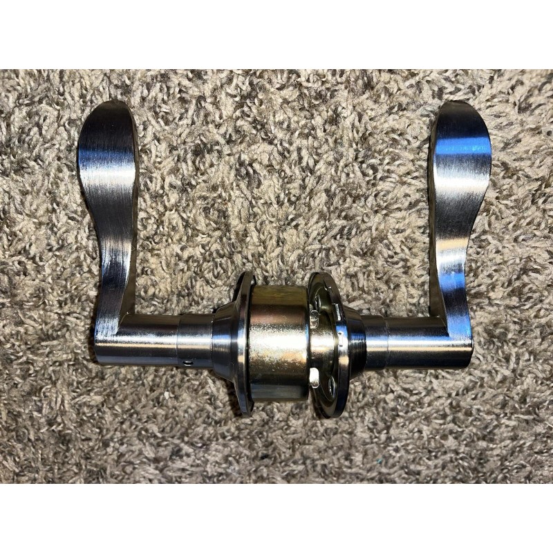 Yale New in Box 2 sets, Yale lever lock sets