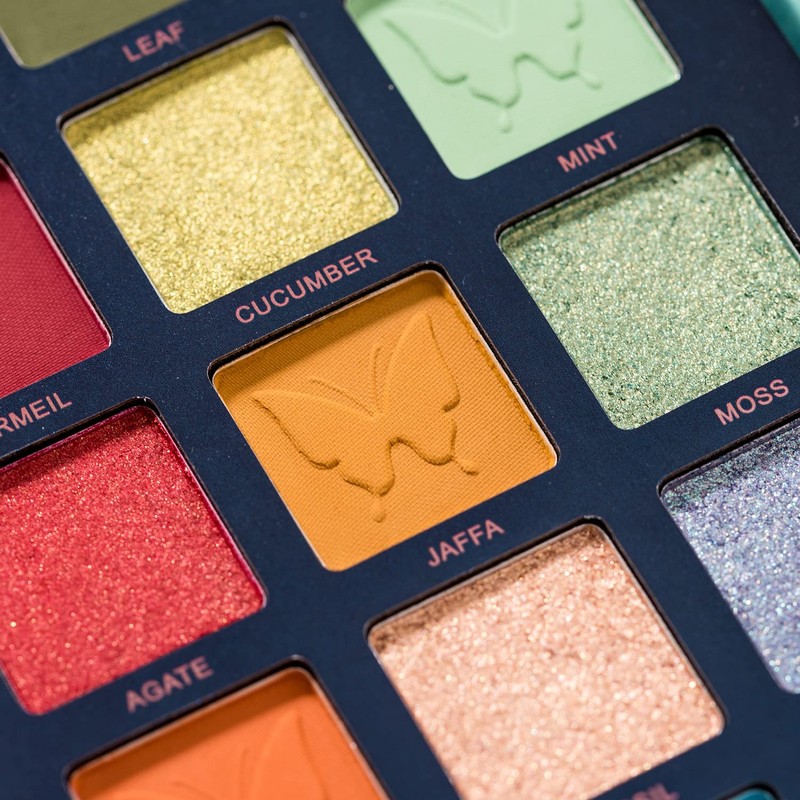 18 Color Eyeshadow Palette, Matte Shimmer Glitter Eyeshadow, Butterfly Pattern