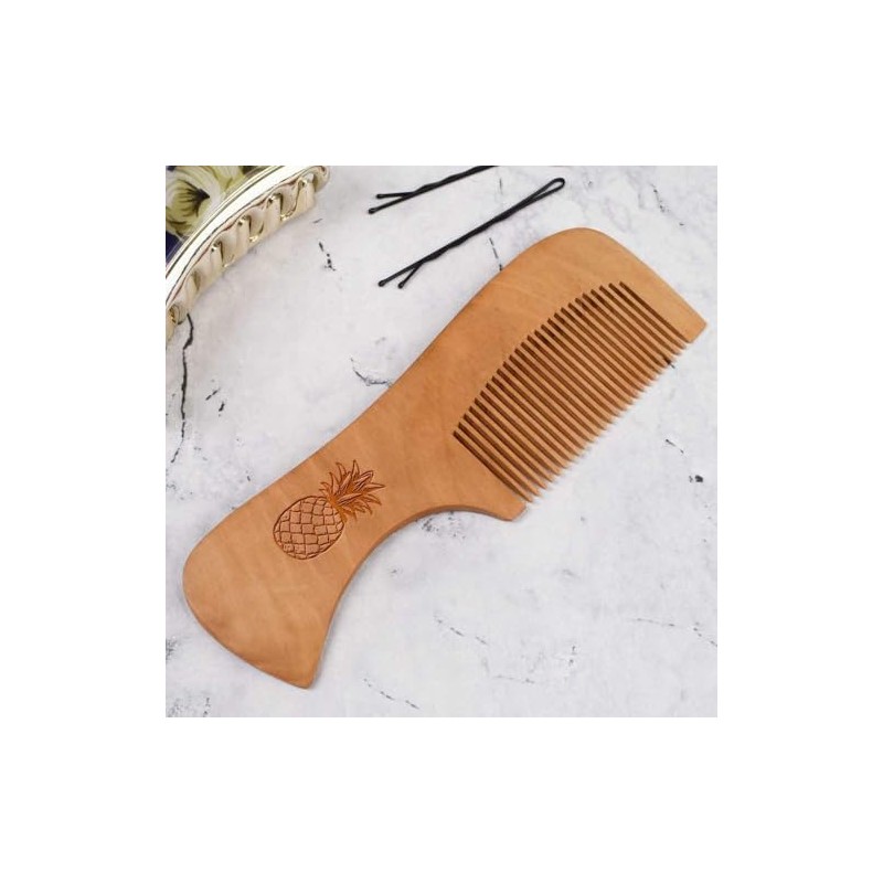 'Single Pineapple' Wooden Comb (HA00053993)