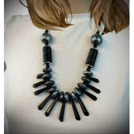 Glam Rock Revival Black Marbled Beaded Fringe Collar Necklace Statement Chunky Pendant Rhinestone Necklace for Women