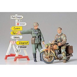 Tamiya 300035241 1/35 Diorama Set Motorcycle with Signpost (2)