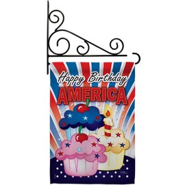 American Cupcake Garden Flag - Set Wall Holder Patriotic Fourth of July Independence Day Fireworks BBQ United State - House Decoration Banner Small Yard Gift Double-Sided Imported 13 X 18.5