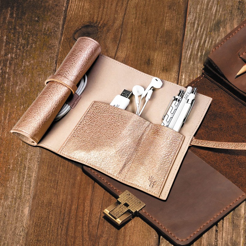 IF Bookaroo Travel Tech-Tidy - Gold