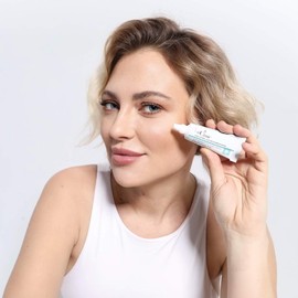 Dr.Clinic Anti Wrinkle Eye Care Cream | Anti Aging, Firming Moisturizer Eye Repair Cream for Dark Circles, Under Eye Bags | with Organic Argan Oil, Vegan Hyaluronic Acid, Peptide Complex 15 ml.