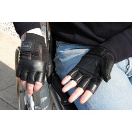 NRS Healthcare Wet Weatherproof Wheelchair Gloves, Medium 8.3 cm (3.25 inch) Width - Pair