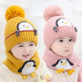Kids Beanie Hat & Scarf Set with Penguin Design, Warm and Cosy (Yellow)