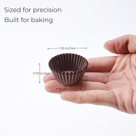 1000 Pcs (4#) - Forminha de Brigadeiro Número 4, Brigadeiro Forminhas 1 Inch, Forminhas para Brigadeiro, Brown small Cupcake Liners, Paper Wrappers for Chocolate Truffles, Baking, and Party Desserts