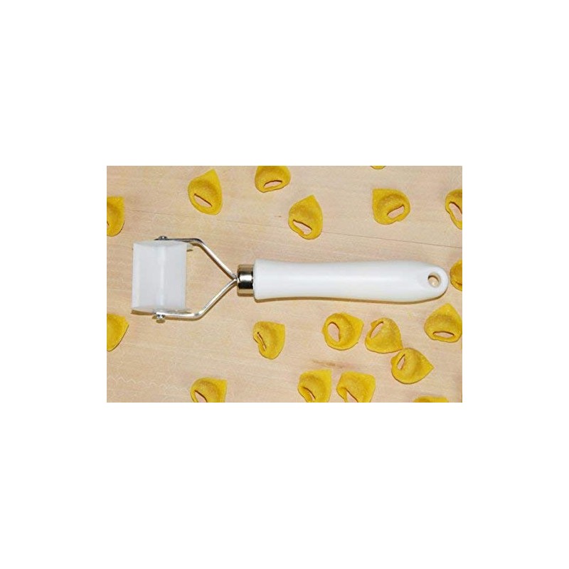 Pasta & Pastry Cutter, 4 Straight Squares Every Rotation, with