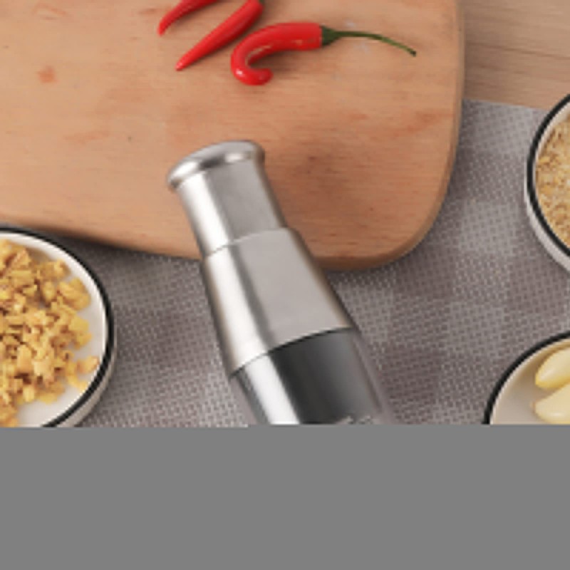 Pressed Garlic Chopper - Pressed Garlic Chopper - Garlic Crusher