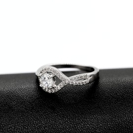 Uloveido Women's Platinum Plated Eye Shape Cubic Zirconia Ring, Simulated Diamond Infinity Rings Wedding WX022, Brass, Wx022