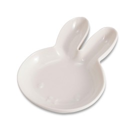 COTONOHA Japanese Ceramic Plate, Cute Rabbit-Shaped Small Dish (5.9 x 4.3 inches), Kid-Friendly Snack & Dessert Dish, Easy-to-Clean Kitchenware (White)