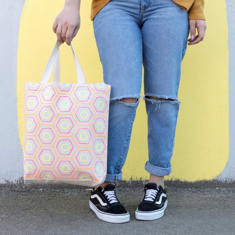 Tulip Dimensional Fabric Paint 41301 Dfpt 4Oz Glitter Gold, 4