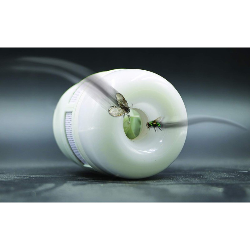 CLEANRTH Flylight – LED Light Bulb That Attracts Flies, Flying
