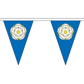Yorkshire Triangle Bunting 5m (12 flags)