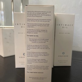 Graydon Intimacy Oil 3.38 Fl Oz / 100 mL Hydrates Smooths Protects With Squalane