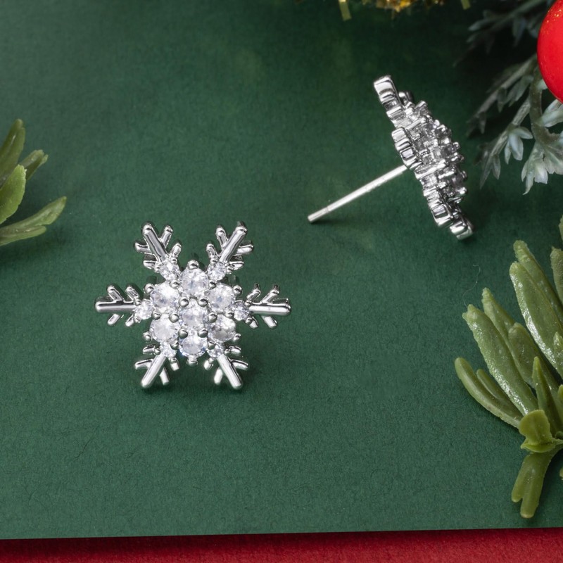 SELOVO Winter Snowflake Cubic Zirconia Stud Earrings Silver Tone
