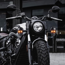 Motorcycle Turn Signals Led Skull Blinkers 10mm Screw Indicator Light Universal for Harley Honda Kawasaki Suzuki Triumph 2PCS