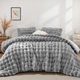 YIKUSH Light Gray Comforter Set King – Ultra Soft & Warm Faux Fur Comforter for Winter, Elegant Fluffy Comforter King Set with Pillowcases, Cozy Gray Bedding Set