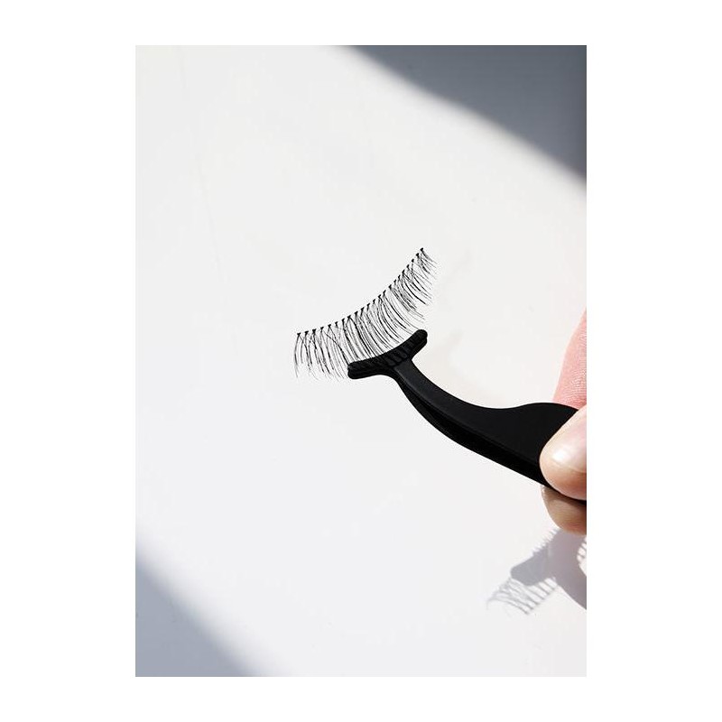 AOA Eyelash Applicator - Color: Mauve Pink