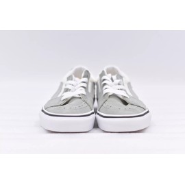 Vans Women's Vans Sk8-Low 2-Tone Suede Lace Up Skate Shoes grey & Off White, Size 6