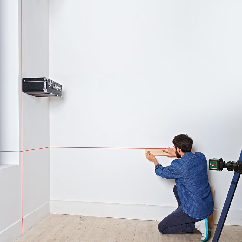 Bosch Home and Garden Cross line Laser Quigo with Universal