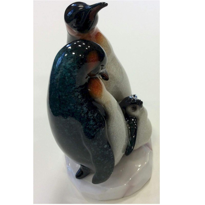 JULLIANA NATURAL WORLD "PENGUIN FAMILY"