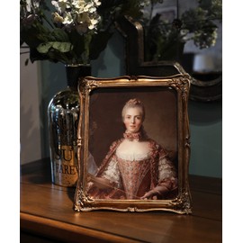 YULINK 8x10 Vintage Picture Frame, Antique Ornate Bronze Gold Photo Frame, for Tabletop and Wall Display, Decorative Retro Home Decor, Old Fashioned Photo Gallery Art