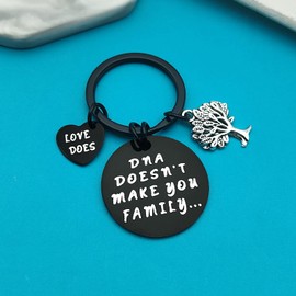 Xiahuyu Step Parent Keychain Gifts DNA Doesn't Make You Family Love Does Keychain Step Mom Gifts Step Dad Keychain Adoption Gifts Christmas Birthday Gifts Mothers Day Fathers Day Gift