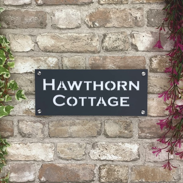 The House Sign Company - Henley House Name Plaques for Outside - Personalised Weatherproof Door Sign for Home