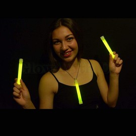 Glow Sticks Bulk Wholesale, 100 6” Industrial Grade Yellow Light Sticks. Bright Color, Glow 12-14 Hrs, Safety Glow Stick with 3-Year Shelf Life, GlowWithUs Brand
