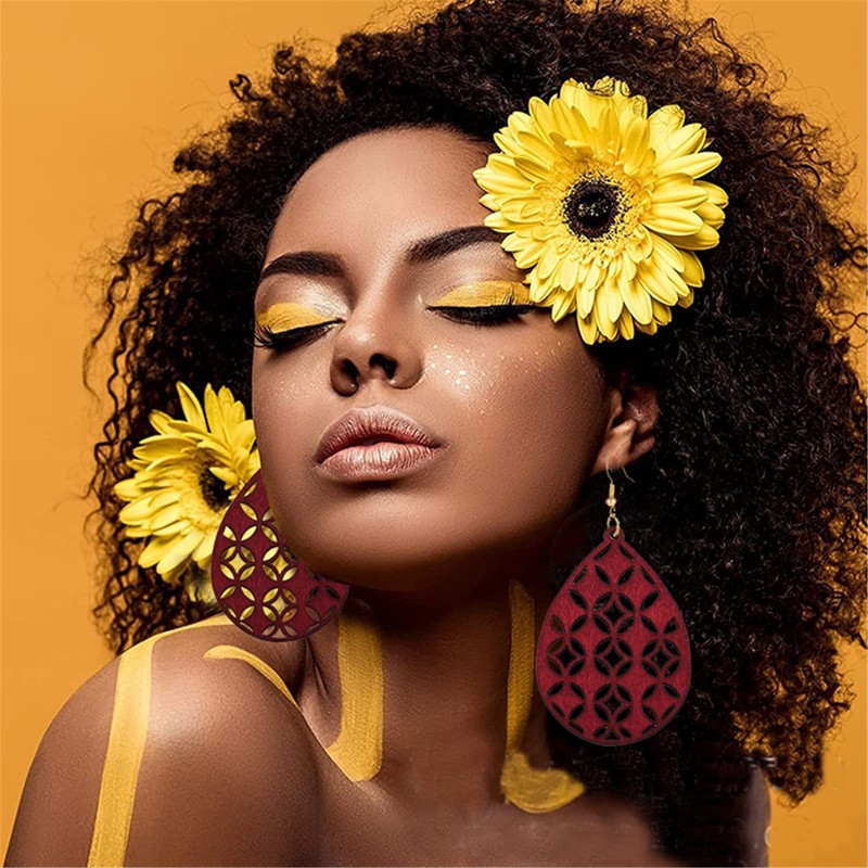 SMALLLOVE Bohemian Wooden Hollow African Earrings for Women Natural Light