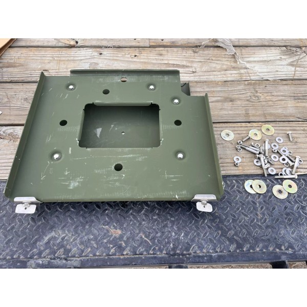 Singars NOS MILITARY HMMWV SINCGARS RADIO MOUNTING BASE MT-6508 WITH