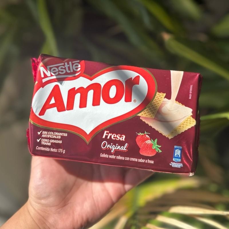 Nestlé Amor-Walfer Biscuits - Variety of Flavors - Strawberry -