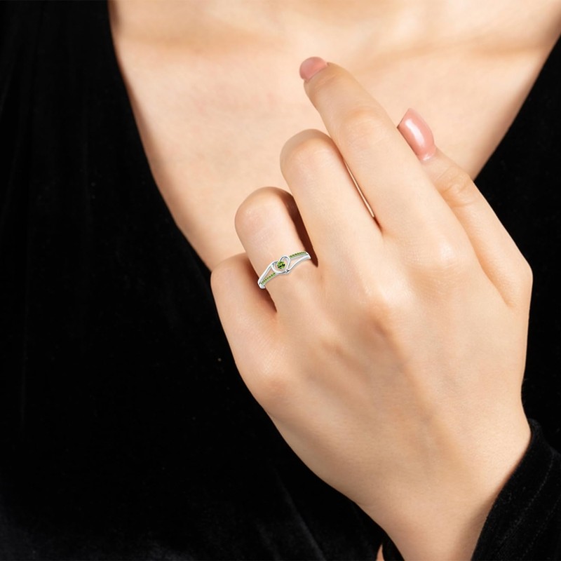 Meadows Round Peridot Ring Solitaire Peridot Ring