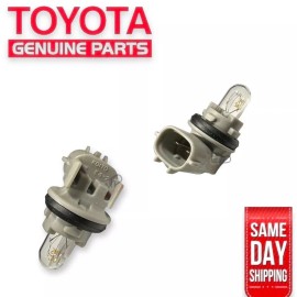 Toyota 95 - 04 TOYOTA TACOMA LICENSE PLATE LIGHT BULB W/ SOCKET HOLDER QTY 1 OEM NEW