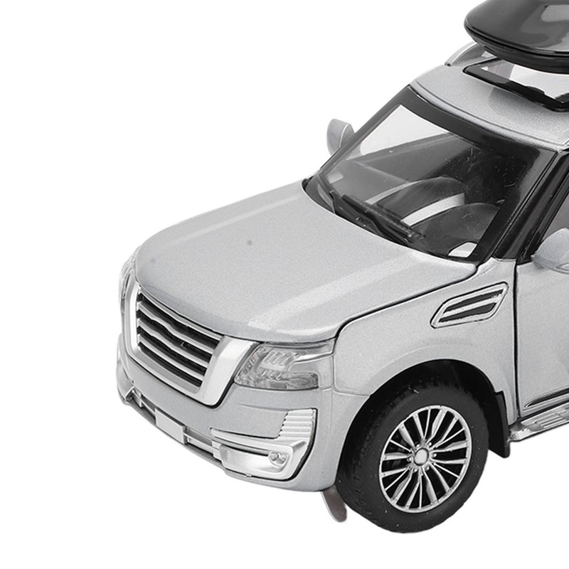 1/32 SUV Car Model Alloy Diecast Pull Back Vehicle Toys
