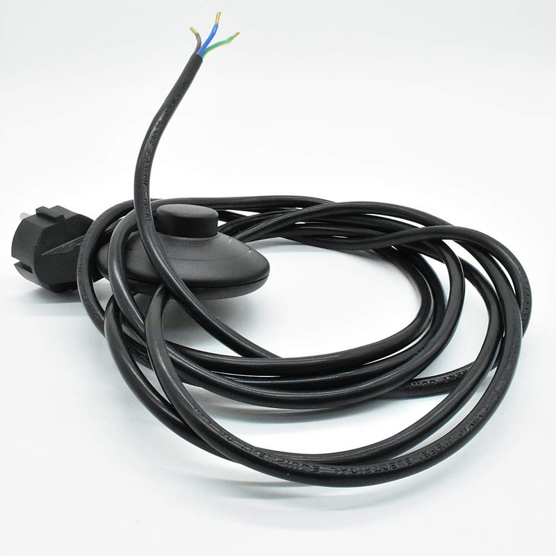 3 m Connection Cable Black with Earthing Contact Plug Type