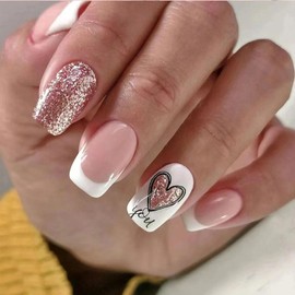 Valentine's Day Press on Nails Medium Square Fake Nails with Glitter Heart Designs White French Tip Glue on Nails Pink White Stick on Nails Full Cover False Nails Press ons for Women 24 Pcs