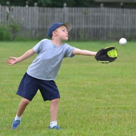 HolyElks Baseball Glove, Softball Glove, Baseball Mitt, 10.5''-12.5'' for Youth Adult Training and Beginner Play, Synthetic Leather Outfield Mitts, Right Hand Throw (Black,Green, 12.5)