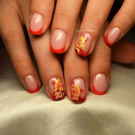 Fall Press on Nails Short Square Fake Nails With Orange French Tip Glue on Nail Press ons Autumn Leaf Design Acrylic False Nail Full Cover Reusable Thanksgiving Stick on Nail for Women Manicure 24Pcs