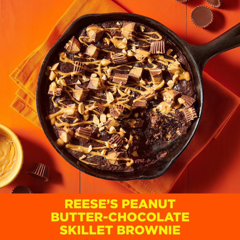 Betty Crocker REESE'S Brownie Mix with REESE'S Peanut Butter Chips,