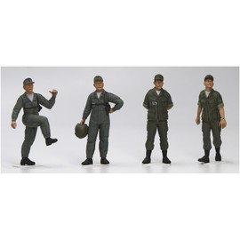 ICM 53101 - 1:35 US Helicopter Pilots (1960s-1970s) (100% New Molds), Getaway Solids