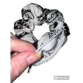 SHOPGALNY Brooklyn Nets Cotton HAIR ZIPPER SCRUNCHIE FUN GIFT IDEA, Game Day, Tech, GYM